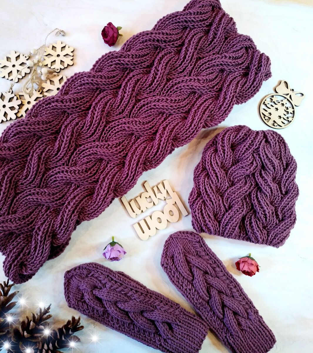 Шапка с узором жгуты пышной резинкой. Шапка пышные жгуты. Шапка узор жгуты. Шапка коса. Шапка с узором жгуты из пышной резинки.