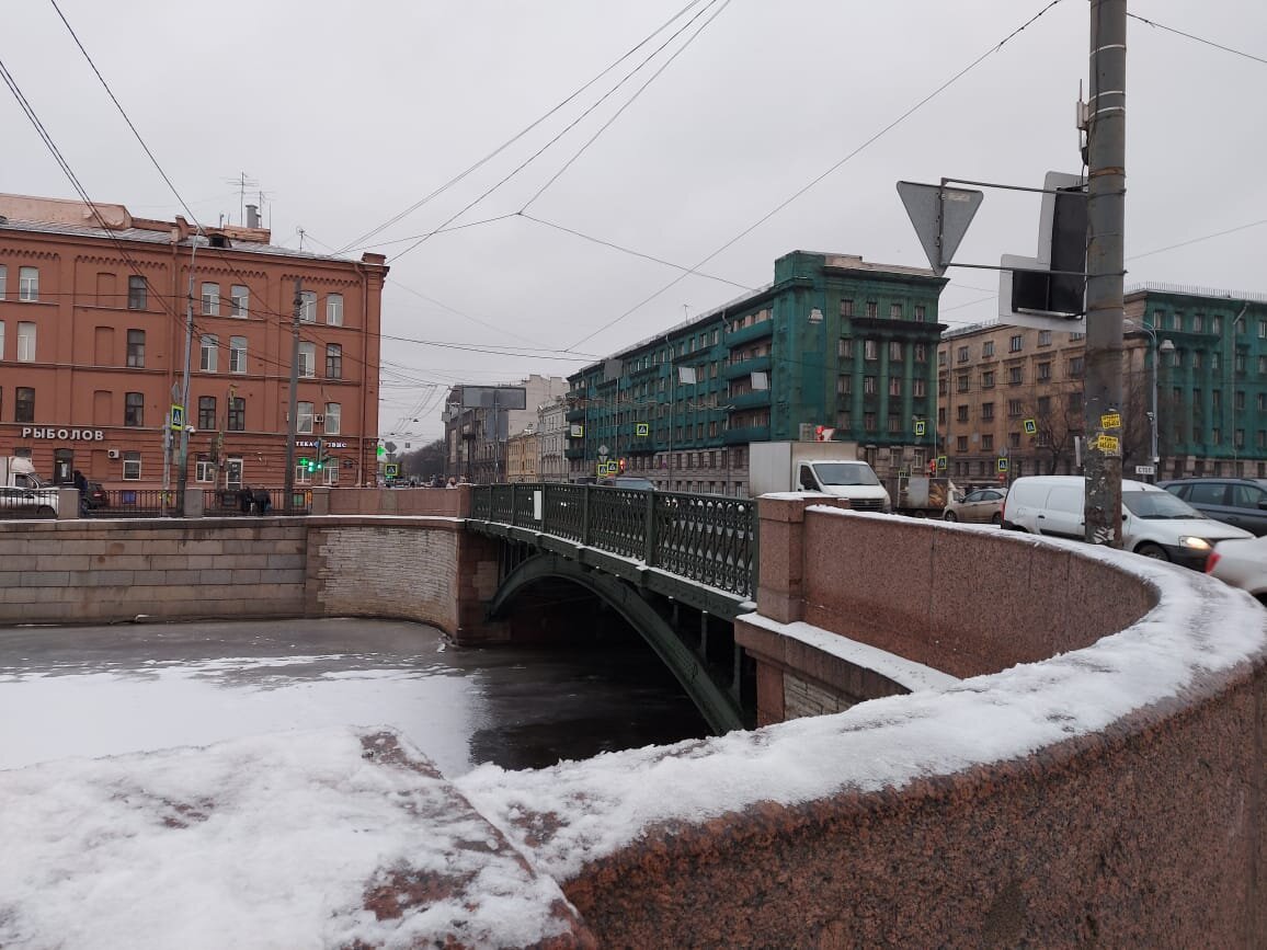 Переехал из Омска в Санкт-Петербург. Первая зима и впечатления о жизни в  Питере | Домик у Дороги | Дзен