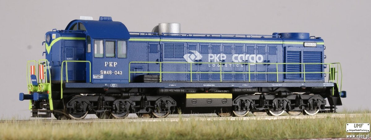 Модель тепловоза SM48-043