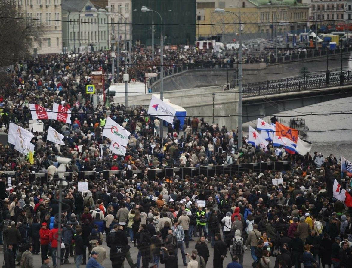 Результаты болотной. Протесты на Болотной площади 2011. Болотная Москва 2012. Болотная площадь 2012 митинг.