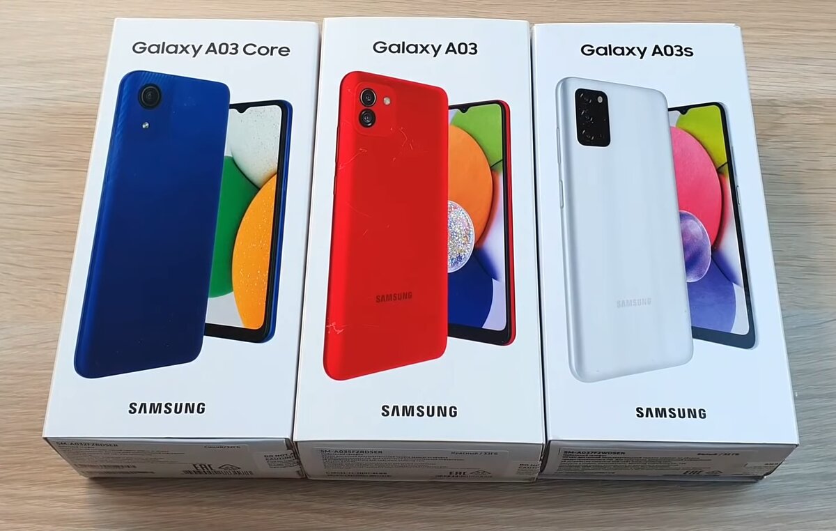 Вот так упакованы ультрабюджетники Samsung. Фото: YouTube-канал DimaViper Live 