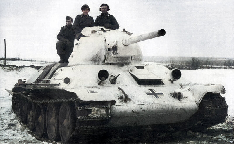 Немцы на Т-34. Битва за Москву 1941 год. Фото из открытых источников.