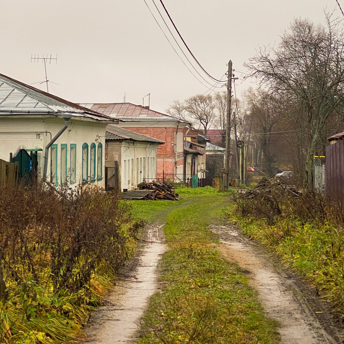 Деревня звала