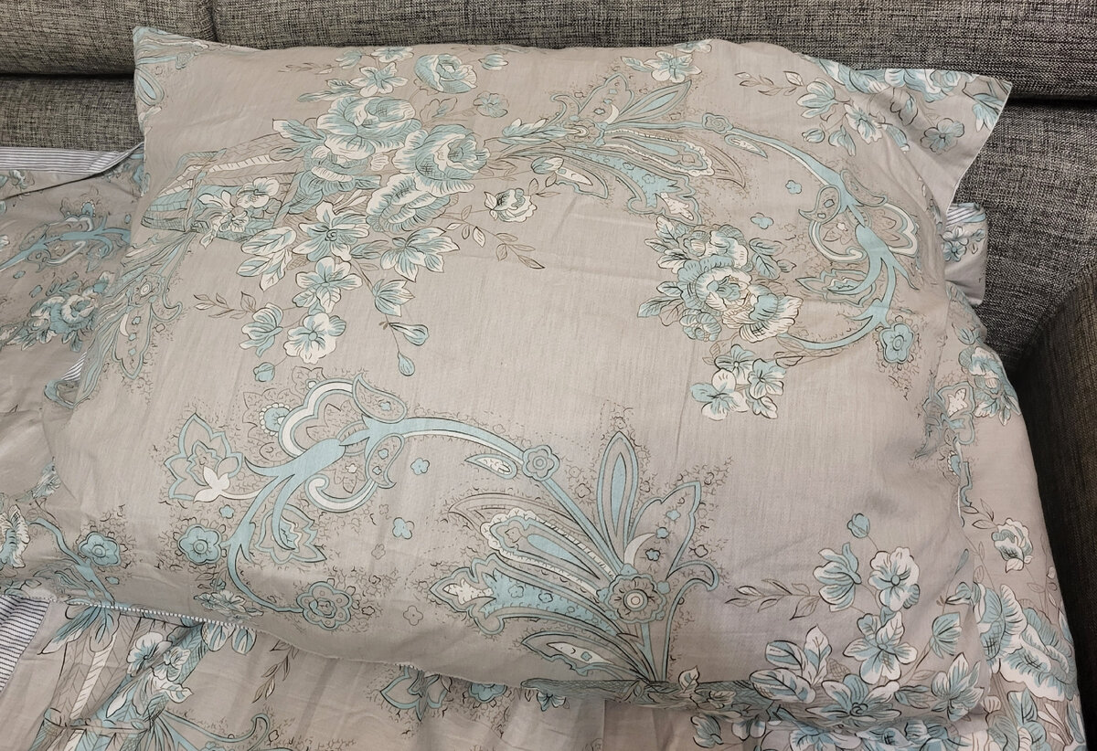 Большая подушка