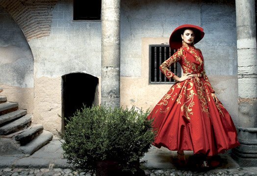 Фотограф Энни Лейбовиц https://yandex.ru/images/search?from=tabbar&text=лейбовиц