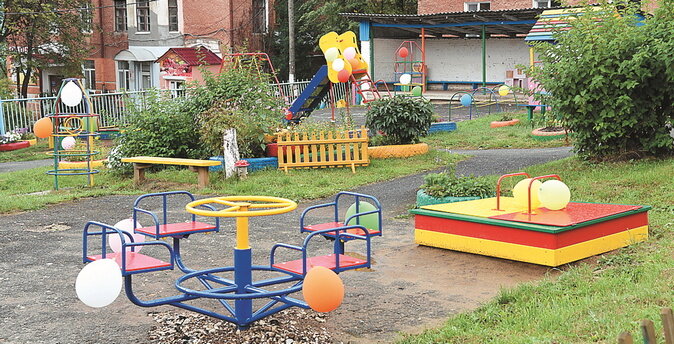 Детская игровая площадка. Дегтярск. 2021 год/ Фото: Ольга Холодова