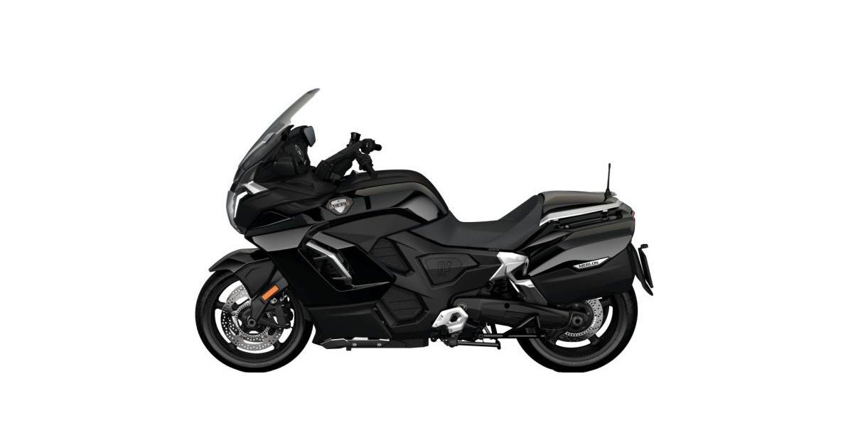 Дизайн мотоцикла заимствован у всех понемногу и чем-то напоминает неудачные попытки китайских мотобрендов запрыгнуть в премиальный класс со своим продуктом.