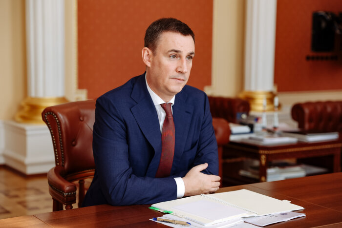 Фото пресс-службы правительства амурской области: министр сельского хозяйства Николай Патрушев   