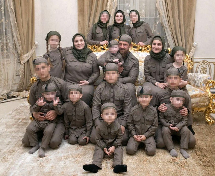 О санкциях США против семьи Кадырова: жены, брата, дочерей и еще 2-х женщин