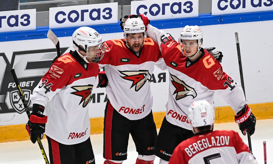    Хоккеисты "Авангарда" прервали безвыигрышную серию в КХЛ. Фото: ХК "Авангард"
