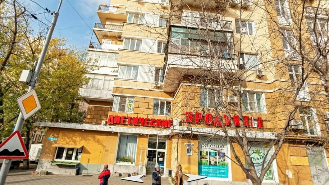     В Ростове-на-Дону в продаже есть более 120 квартир в домах, которые построили до 1900 года. Сколько они стоят и в каком состоянии находятся в материале RostovGazeta.