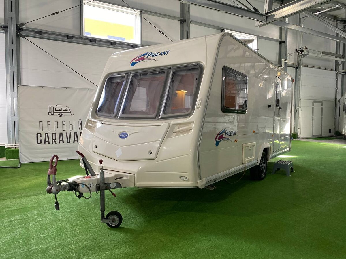 ОДНОКОМНАТНЫЙ АНГЛИЙСКИЙ КАРАВАН | Кемперы, автодома, дома на колесах |  Первый Caravan | Дзен