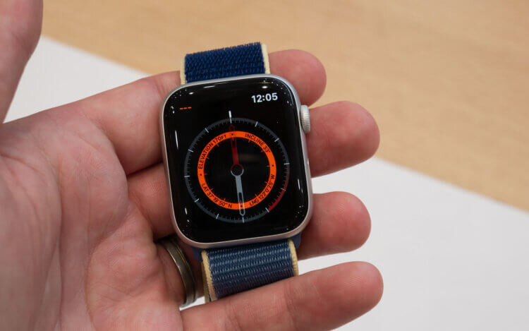 Apple сломала компас в новых Apple Watch