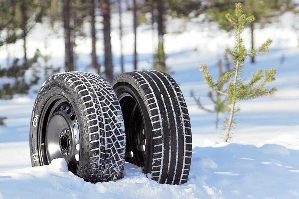 Шипованная подойдёт для льда, снечищенных плохиз дорог