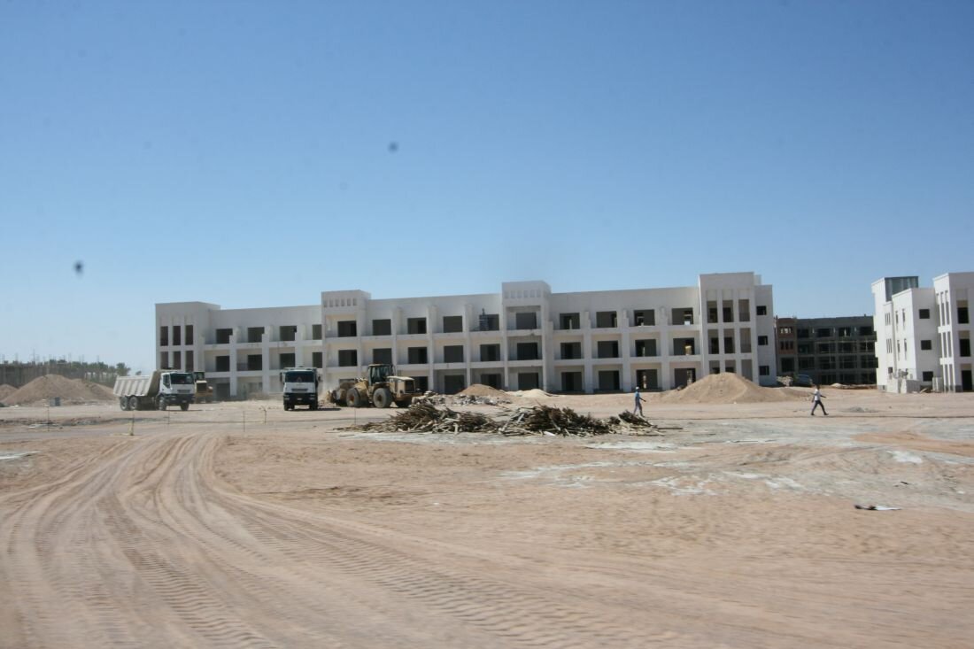 Строительство новых отелей заморожено