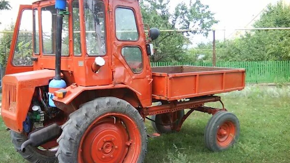 трактор шассик т-16. трактор хтз т-16м. т16 трактор топливо. трактор шассик т-16. ф т 16.