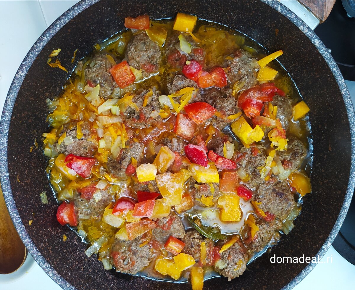 Тефтели с овощами