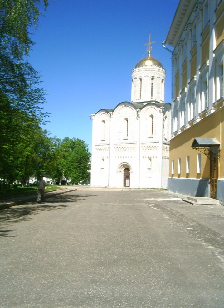Дмитриевский собор