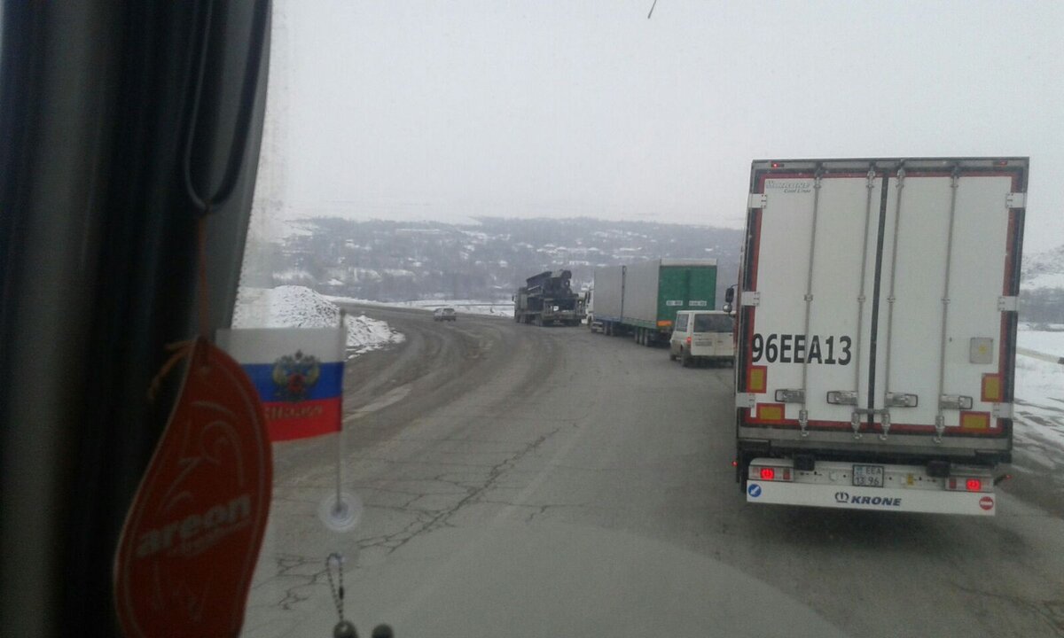 Вид из кабины фуры. Фото автора
