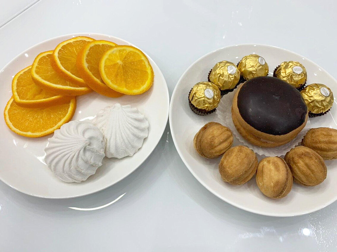 Все говорят , что нельзя есть сладкое!  Иначе не похудеешь. А я ем десерт после каждого приема пищи и уже снизила вес на 20 килограмм и продолжаю худеть!