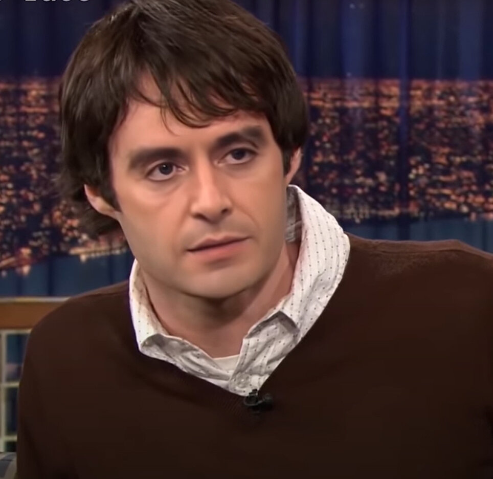 Билл Хэйдэр - изображая Аль Пачино