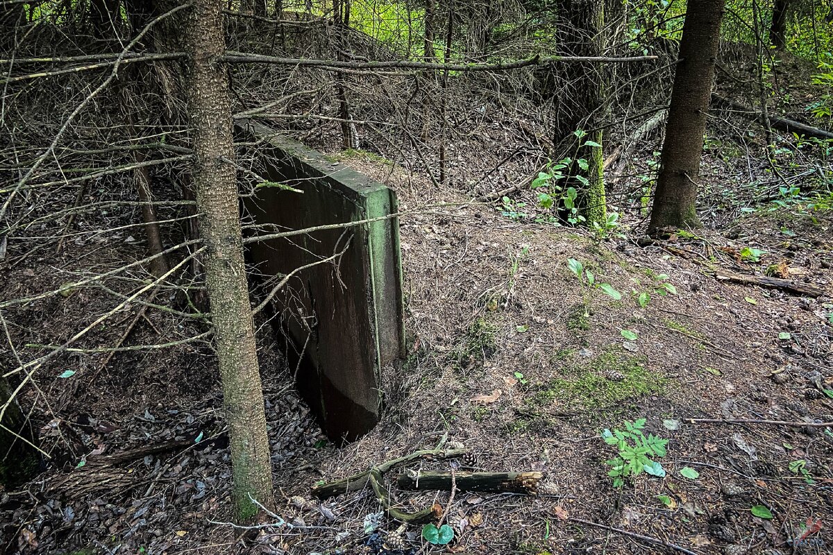 Странная бетонная конструкция. 