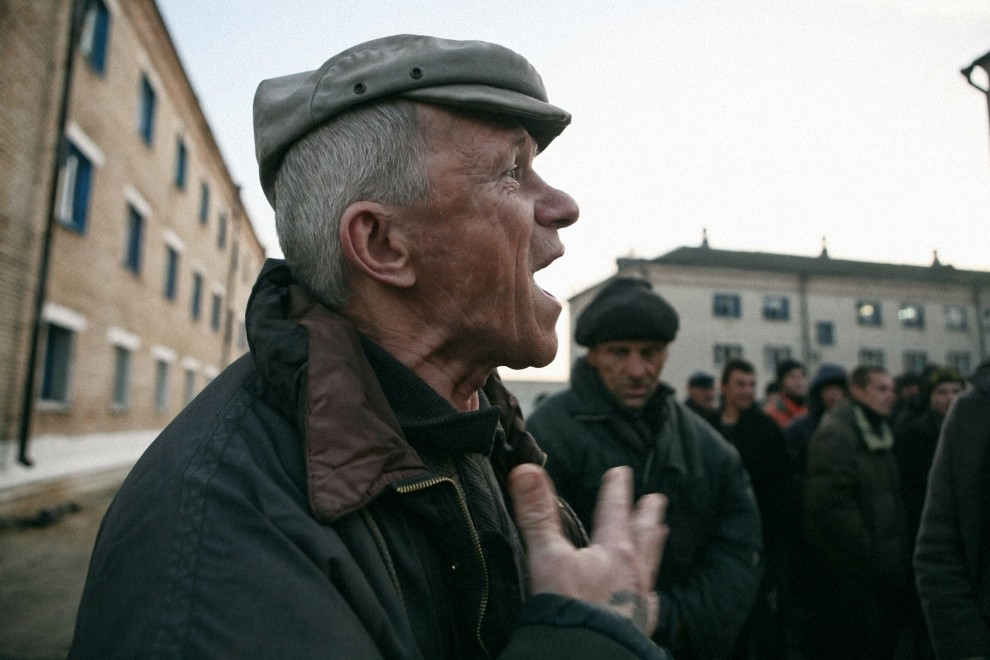источник фото - http://fototelegraf.ru/324445-budni-pacientov-profilaktoriya-dlya-stradayushhix-alkogolnoj-zavisimostyu-v-belarusi.html/ltp-18-14