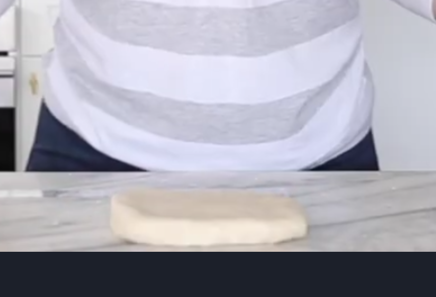 квадрат примерно 15 сантиметров