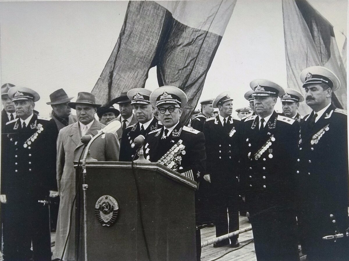 Фото адмиралов ВМФ СССР.