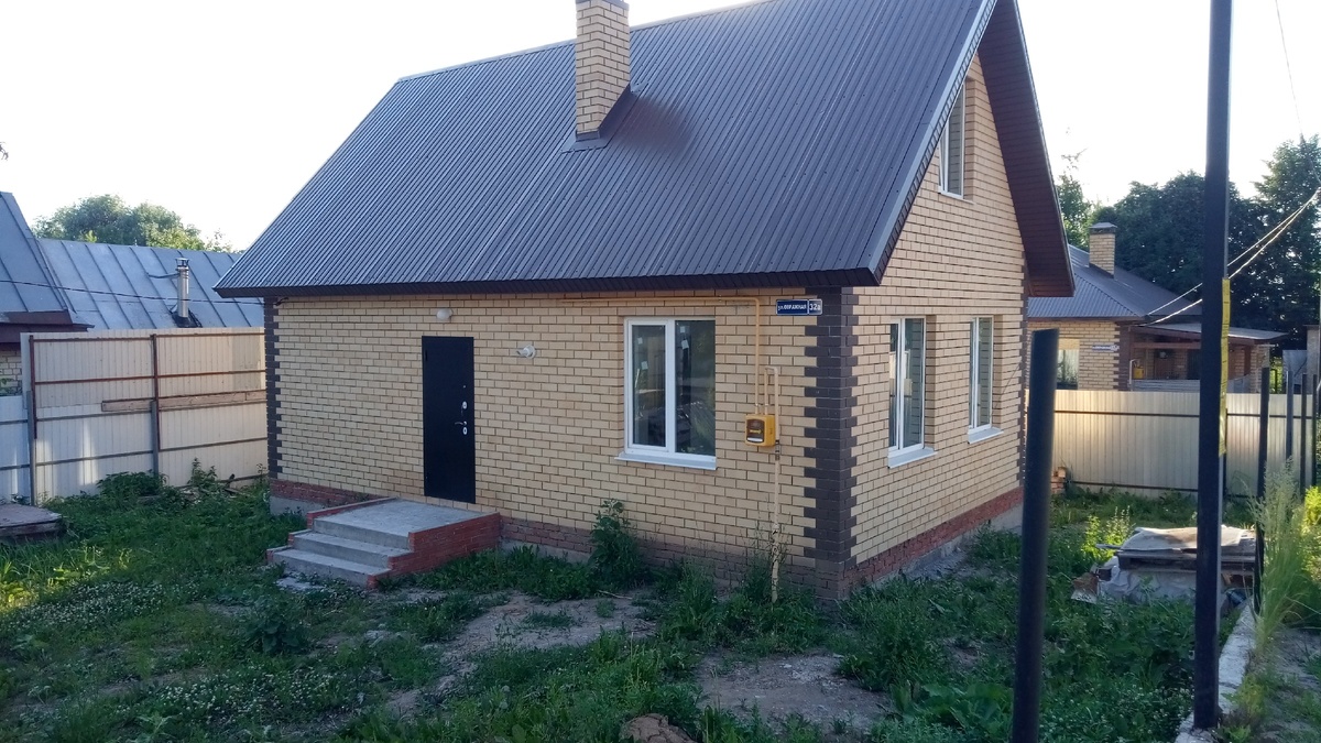 Был вариант купить такой дом, но он показался нам маленьким 