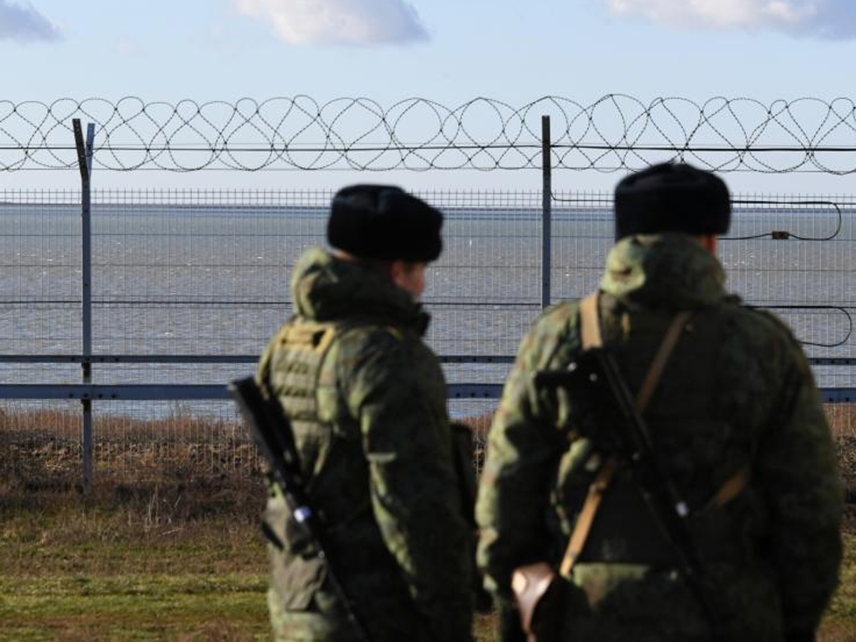 Новости на границе с украиной. Пограничный пост РФ И Украина. Патрулирование на границе с Украиной. Границы Крыма. Армия России на границе с Украиной