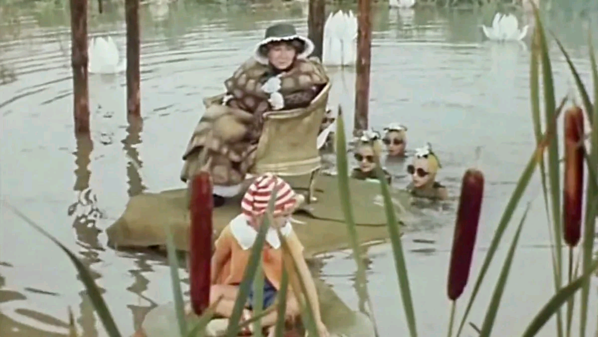 Кадр из "Приключения Буратино" с Яндекс.Картинок