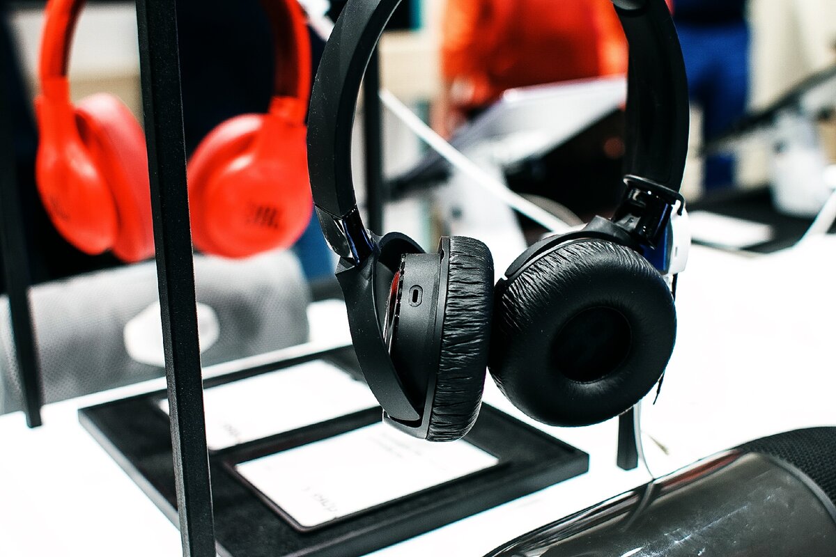 Наушники JBL
