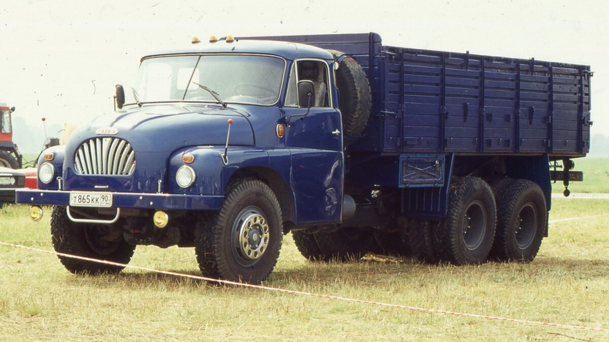 Tatra-138. Источник фото: car-day.ru