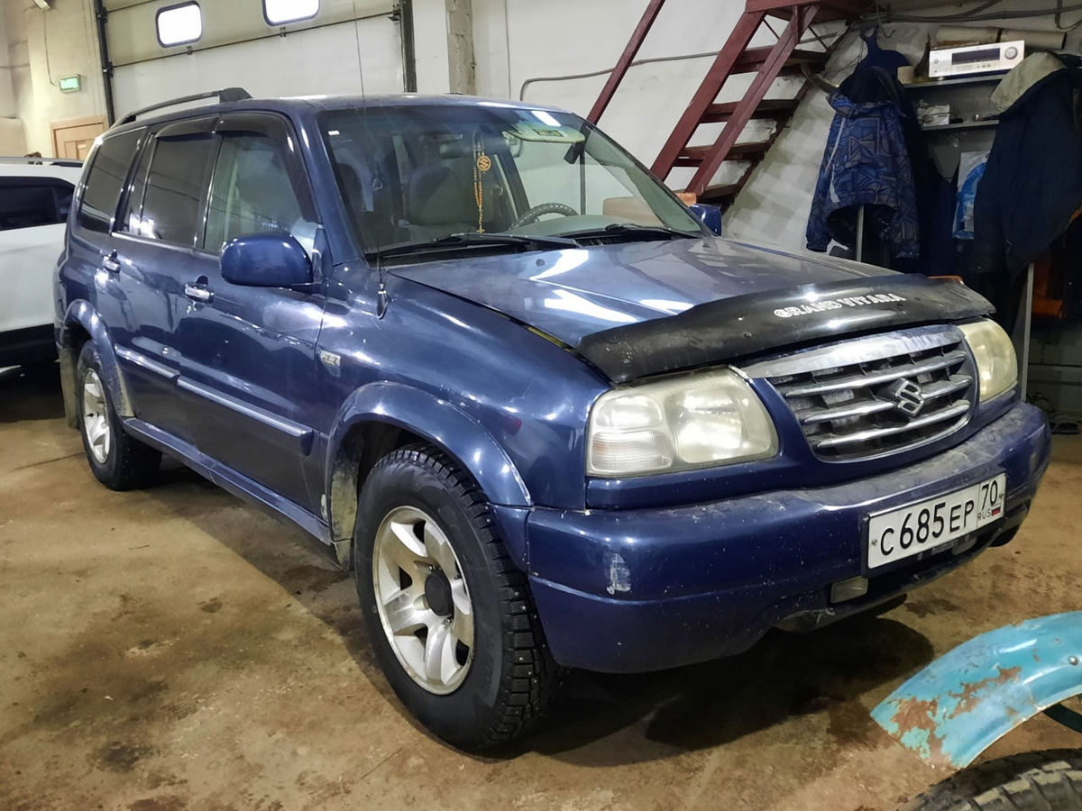 Suzuki Grand Vitara XL-7, 2001 года выпуска Не заводится, не включается реле  бензонасоса. Решено!!! | Журнал автоэлектрика | Дзен