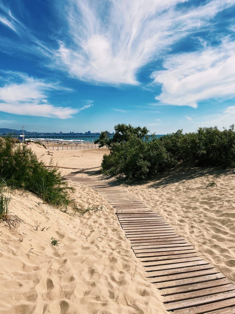 пляж у пансионата «Эллада»