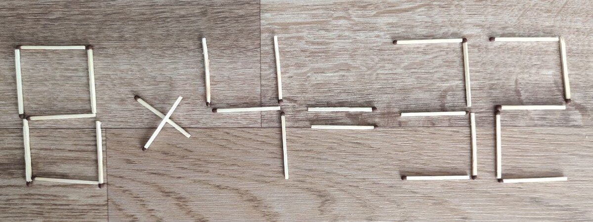 Из 12 делаем 8, перекладывая как раз две спички. Получаем 8х4=32.