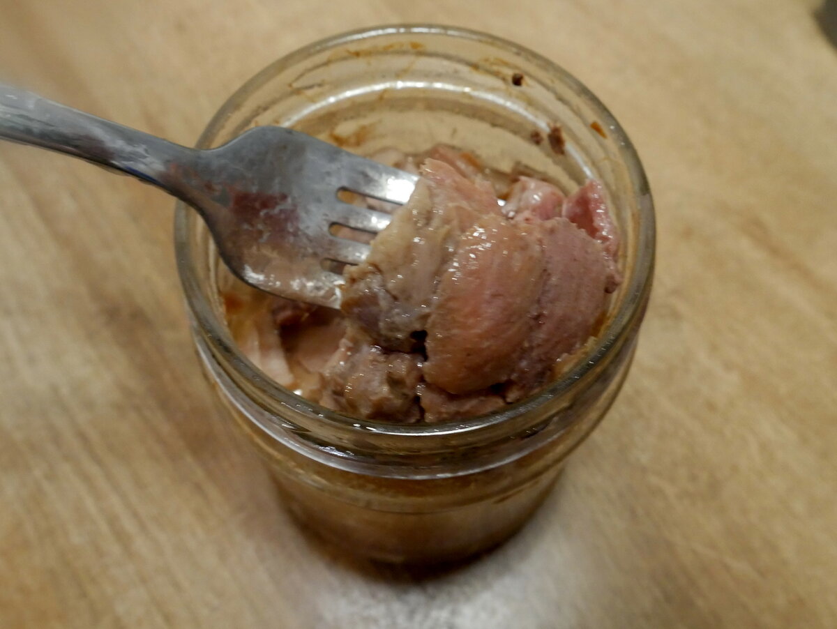 Эта тушенка даст вкус всему блюду. 