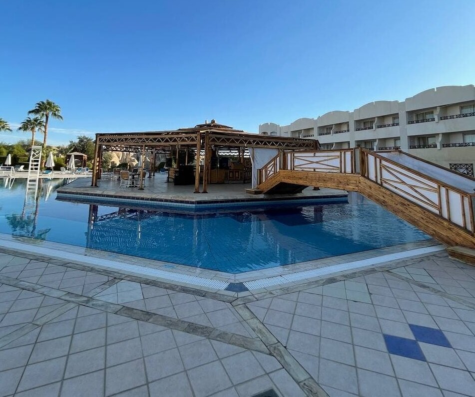 Главный бассейн