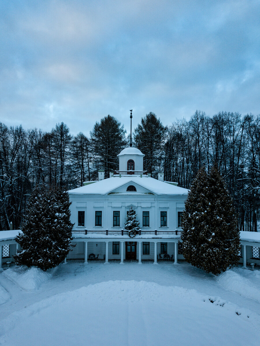 Усадьба Середниково. Фото автора