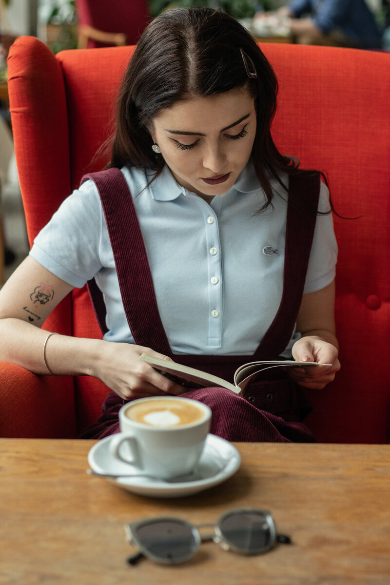 Рубашка поло - визитная карточка Lacoste // Unsplash