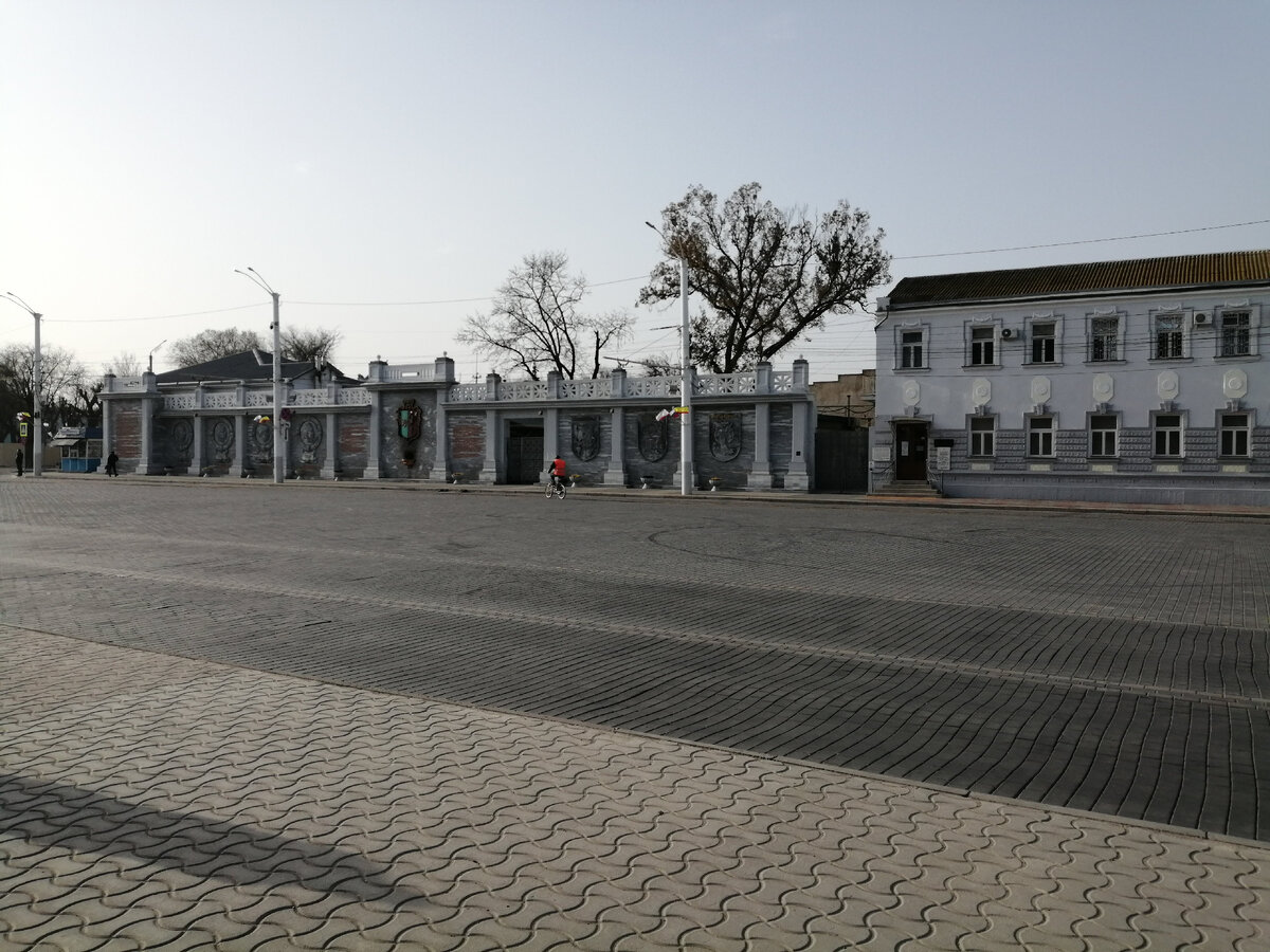 К сожалению, не оказалось фото поближе.