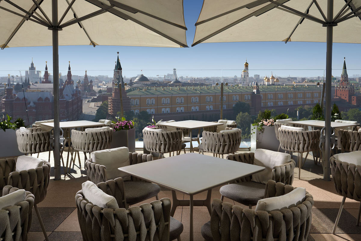 O2 Lounge by Genesis