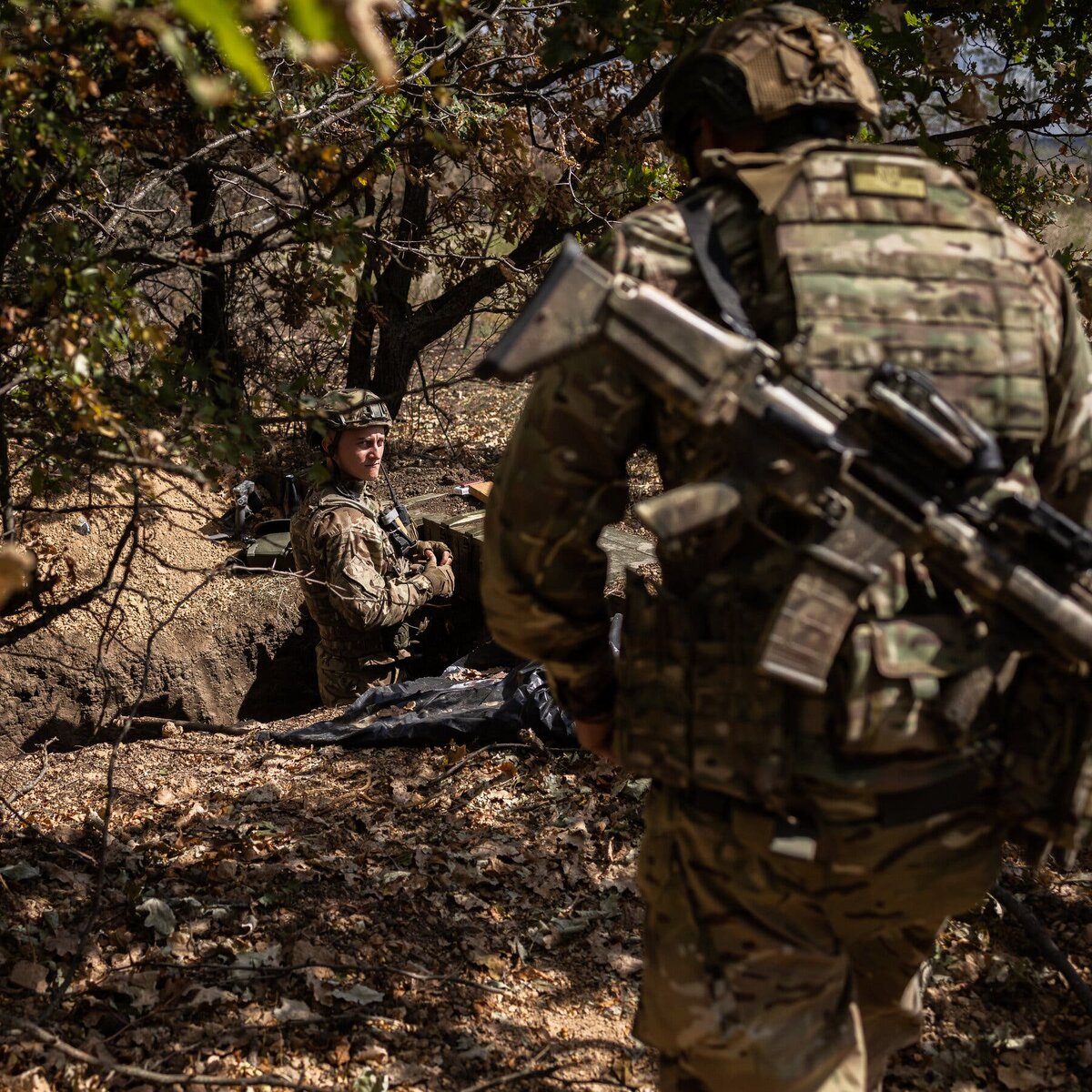 Украинские солдаты на Херсонском фронте в этом месяце. Джима Хейлбрука для "Нью-Йорк таймс".
