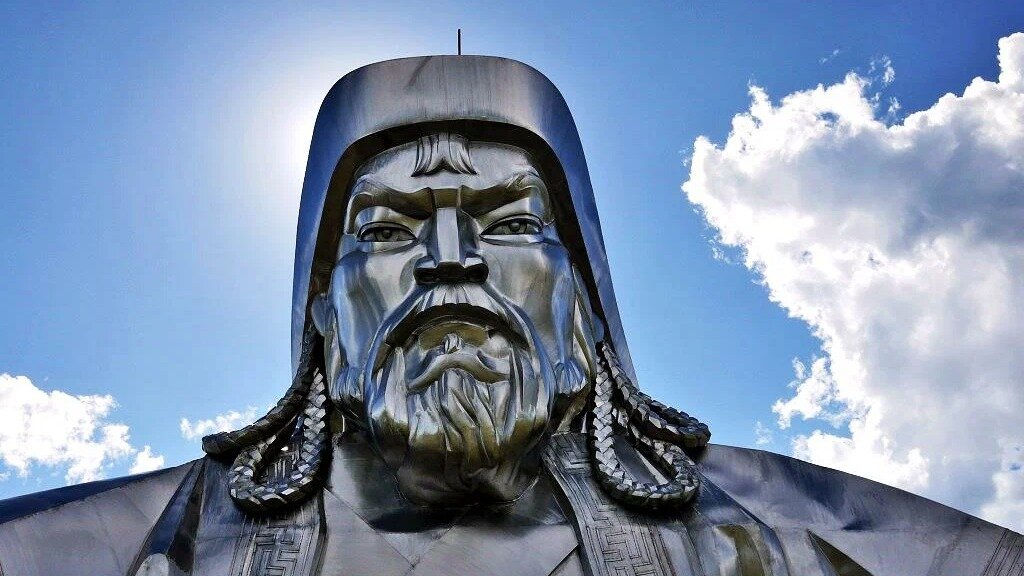 Памятник Чингисхану