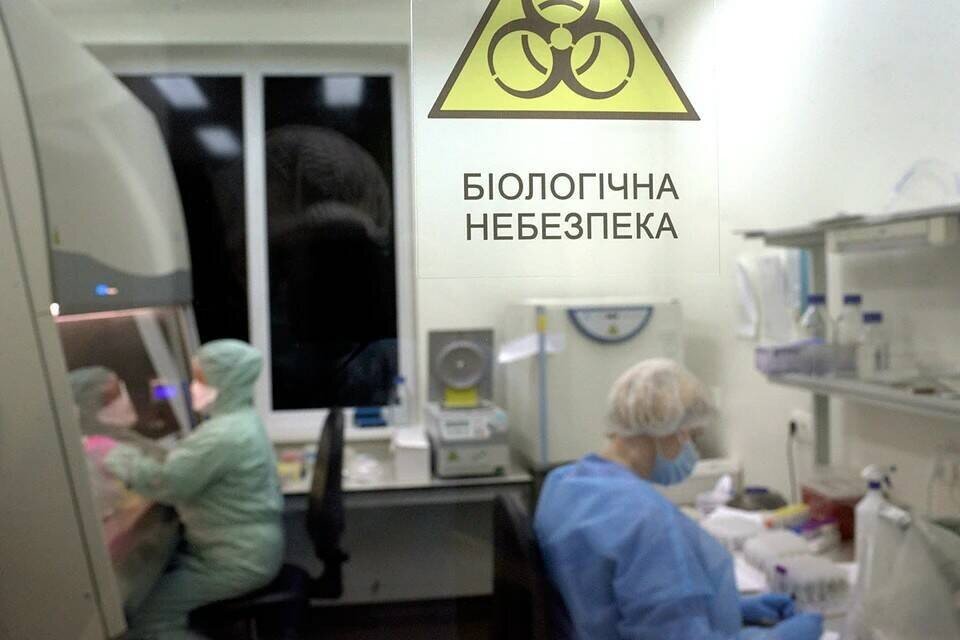     Микробиолог Никулин заявил, что США проверяли на украинцах военно-биологические разработки  GLOBAL LOOK PRESS
