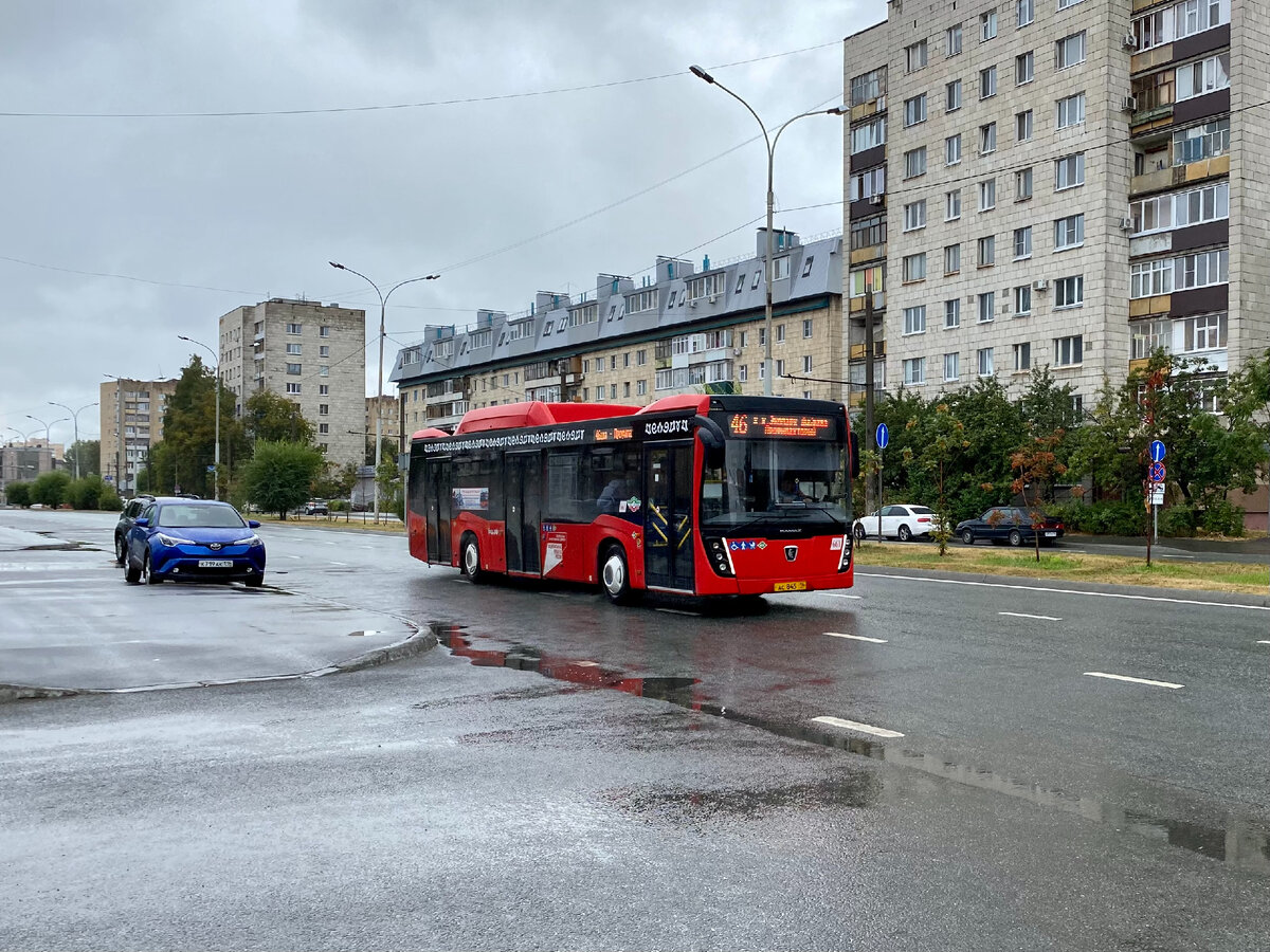 Газомоторный автобус НЕФАЗ-5299-40-57, работающий на сжиженном природном газе