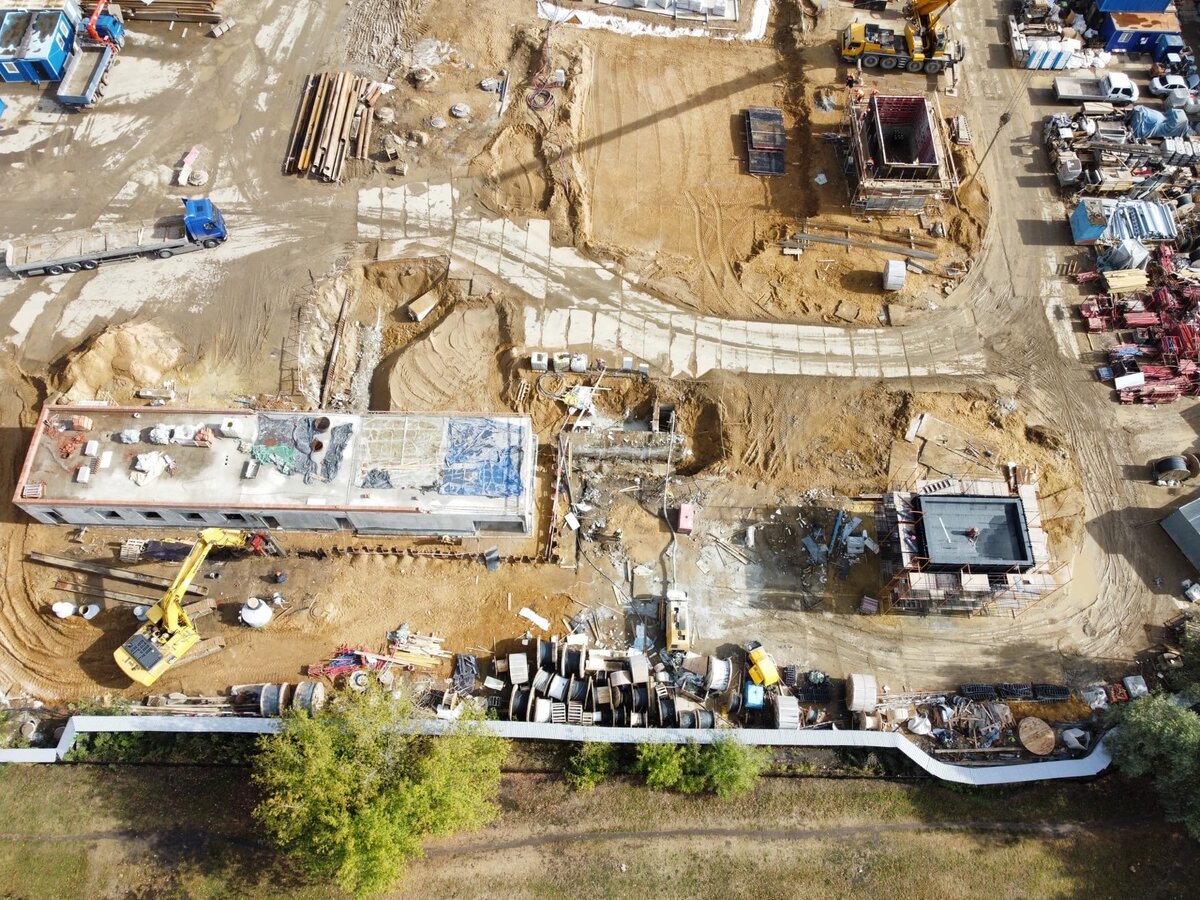 📷 2: Готовы несущие конструкции здания эвакуационного выхода.