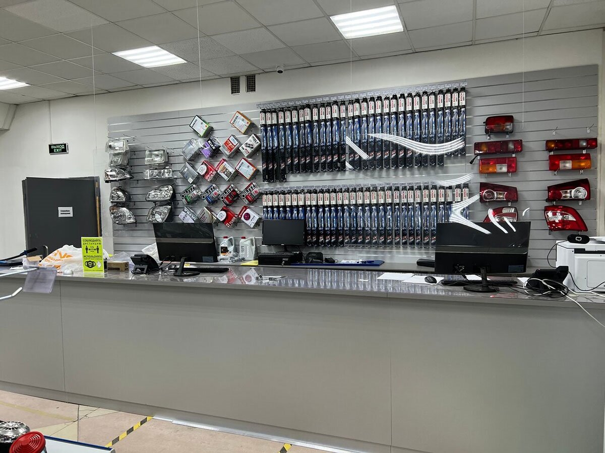 По поводу продвижения сайта по результатам звоните: +7(977)172-99-98 Максим