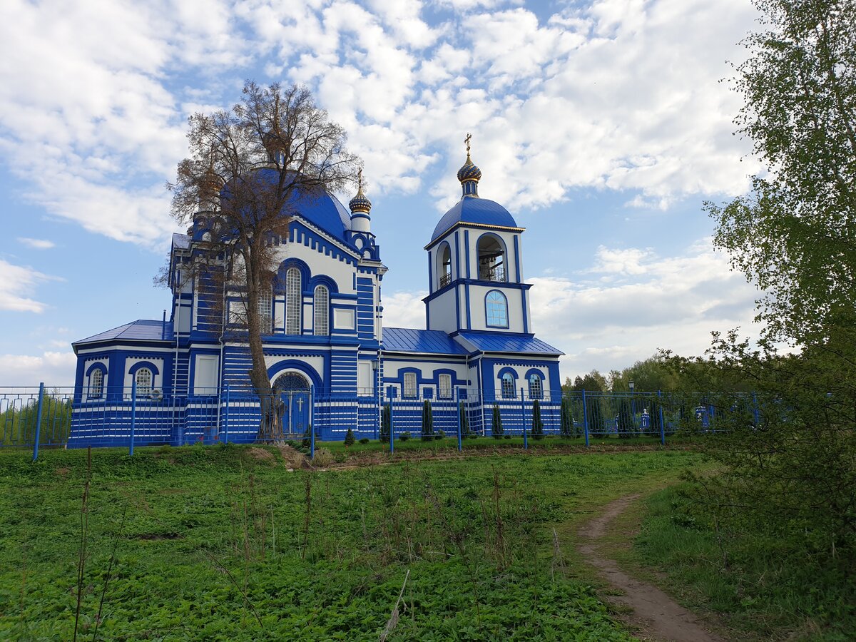 Товарково калужская область. Храм в Товарково. Товарково Калужская область мост. Достопримечательности Товарково Калужской области.